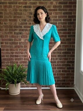 Vintage Toni Todd Teal Drop Waist Pleated Dress Lace Eyelet Collar Cottagecore